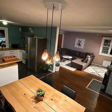 Cozy House In The Heart Of Tromsdalen. Central Tromsø Extérieur photo