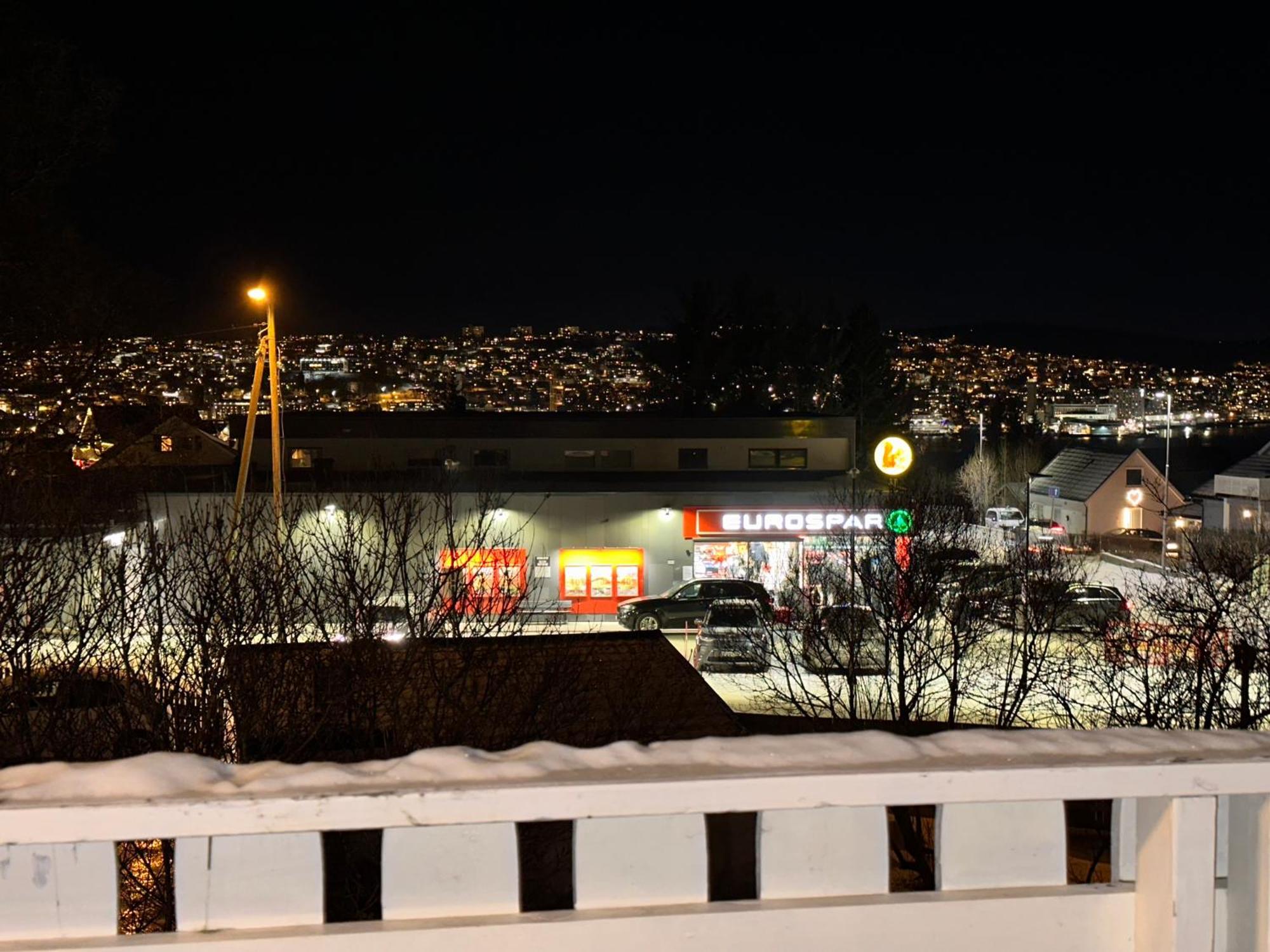 Cozy House In The Heart Of Tromsdalen. Central Tromsø Extérieur photo